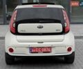 Бежевий Кіа Soul EV, об'ємом двигуна 0 л та пробігом 110 тис. км за 11500 $, фото 11 на Automoto.ua