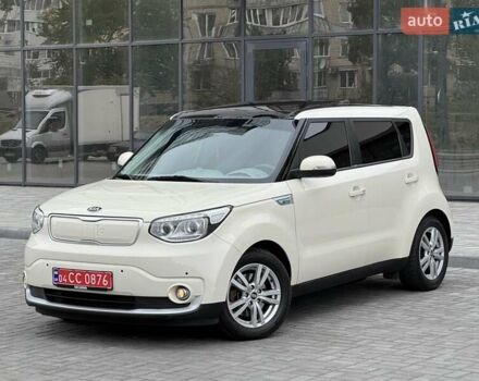 Бежевий Кіа Soul EV, об'ємом двигуна 0 л та пробігом 110 тис. км за 11500 $, фото 3 на Automoto.ua