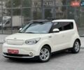 Бежевий Кіа Soul EV, об'ємом двигуна 0 л та пробігом 110 тис. км за 11500 $, фото 3 на Automoto.ua