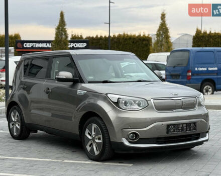 Бежевый Киа Soul EV, объемом двигателя 0 л и пробегом 174 тыс. км за 9700 $, фото 2 на Automoto.ua
