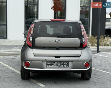 Бежевый Киа Soul EV, объемом двигателя 0 л и пробегом 174 тыс. км за 9700 $, фото 4 на Automoto.ua