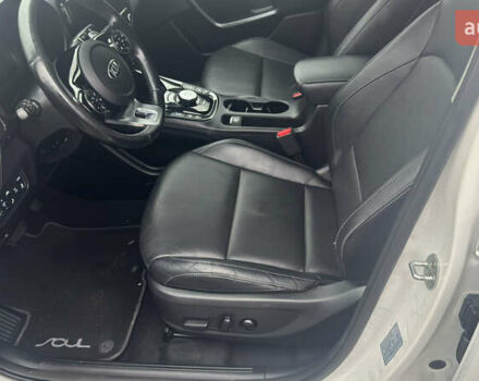 Бежевый Киа Soul EV, объемом двигателя 0 л и пробегом 155 тыс. км за 17200 $, фото 10 на Automoto.ua