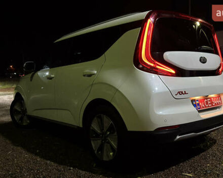 Бежевый Киа Soul EV, объемом двигателя 0 л и пробегом 155 тыс. км за 17200 $, фото 3 на Automoto.ua