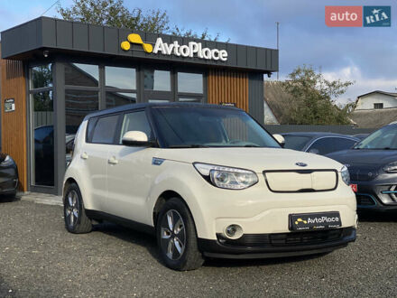 Бежевый Киа Soul EV, объемом двигателя 0 л и пробегом 71 тыс. км за 10900 $, фото 1 на Automoto.ua