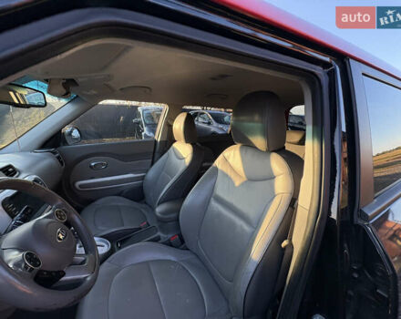 Черный Киа Soul EV, объемом двигателя 0 л и пробегом 134 тыс. км за 5600 $, фото 19 на Automoto.ua