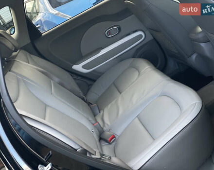 Черный Киа Soul EV, объемом двигателя 0 л и пробегом 96 тыс. км за 6999 $, фото 39 на Automoto.ua