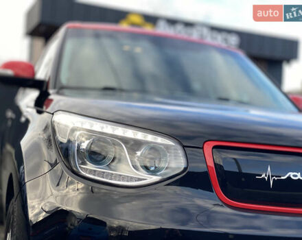 Черный Киа Soul EV, объемом двигателя 0 л и пробегом 96 тыс. км за 6999 $, фото 9 на Automoto.ua