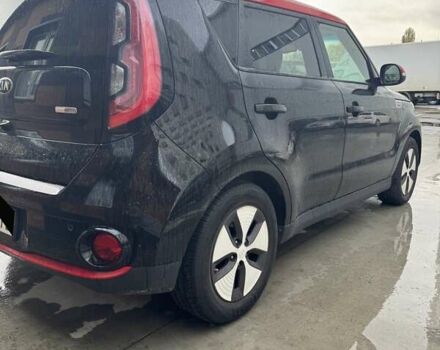 Кіа Soul EV 2015 у Вишневом на Automoto.ua Чорний Кіа Soul EV, об'ємом двигуна 0 л та пробігом 112 тис. км за 8200 $, фото 5 на Automoto.ua