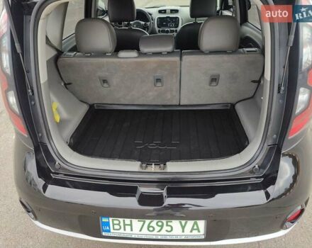Чорний Кіа Soul EV, об'ємом двигуна 0 л та пробігом 127 тис. км за 10500 $, фото 25 на Automoto.ua