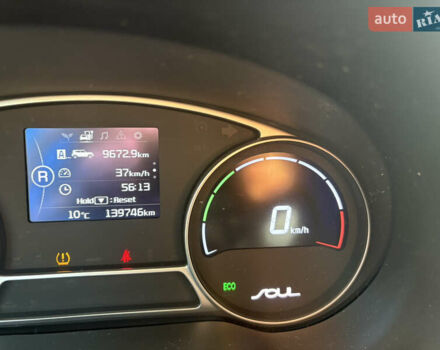 Черный Киа Soul EV, объемом двигателя 0 л и пробегом 96 тыс. км за 5900 $, фото 20 на Automoto.ua