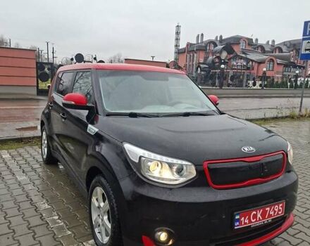 Чорний Кіа Soul EV, об'ємом двигуна 0 л та пробігом 98 тис. км за 6600 $, фото 28 на Automoto.ua