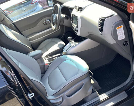 Черный Киа Soul EV, объемом двигателя 0 л и пробегом 84 тыс. км за 8200 $, фото 78 на Automoto.ua