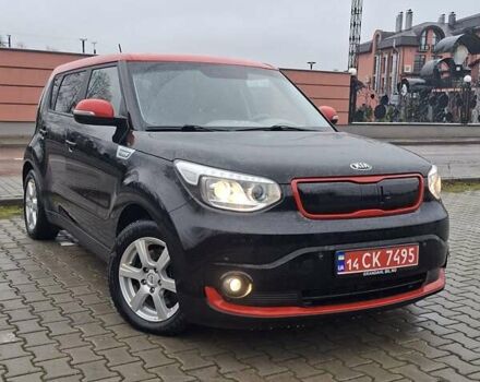 Чорний Кіа Soul EV, об'ємом двигуна 0 л та пробігом 98 тис. км за 6600 $, фото 1 на Automoto.ua