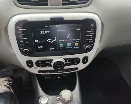 Чорний Кіа Soul EV, об'ємом двигуна 0 л та пробігом 127 тис. км за 10500 $, фото 20 на Automoto.ua