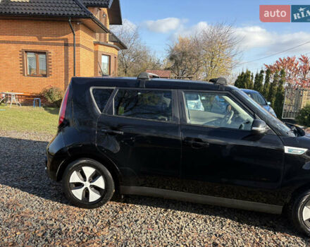 Черный Киа Soul EV, объемом двигателя 0 л и пробегом 96 тыс. км за 5900 $, фото 4 на Automoto.ua