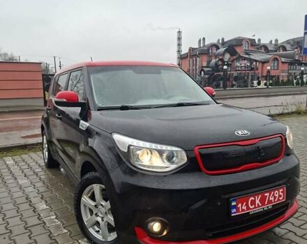 Чорний Кіа Soul EV, об'ємом двигуна 0 л та пробігом 98 тис. км за 6600 $, фото 56 на Automoto.ua
