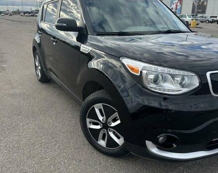 Чорний Кіа Soul EV, об'ємом двигуна 0 л та пробігом 127 тис. км за 10500 $, фото 4 на Automoto.ua