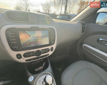 Чорний Кіа Soul EV, об'ємом двигуна 0 л та пробігом 139 тис. км за 5900 $, фото 19 на Automoto.ua