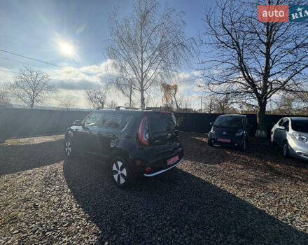 Черный Киа Soul EV, объемом двигателя 0 л и пробегом 96 тыс. км за 5900 $, фото 12 на Automoto.ua