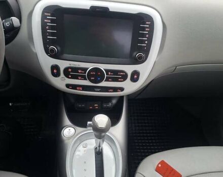 Чорний Кіа Soul EV, об'ємом двигуна 0 л та пробігом 98 тис. км за 6600 $, фото 11 на Automoto.ua