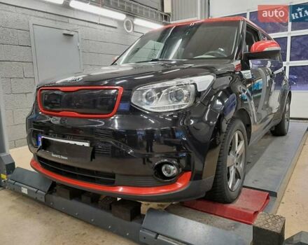 Черный Киа Soul EV, объемом двигателя 0 л и пробегом 158 тыс. км за 10750 $, фото 2 на Automoto.ua