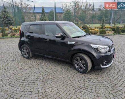 Черный Киа Soul EV, объемом двигателя 0 л и пробегом 115 тыс. км за 10000 $, фото 6 на Automoto.ua