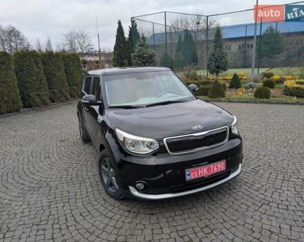 Черный Киа Soul EV, объемом двигателя 0 л и пробегом 115 тыс. км за 10000 $, фото 1 на Automoto.ua