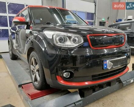 Черный Киа Soul EV, объемом двигателя 0 л и пробегом 158 тыс. км за 10750 $, фото 1 на Automoto.ua