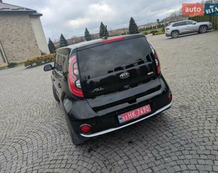Черный Киа Soul EV, объемом двигателя 0 л и пробегом 115 тыс. км за 10000 $, фото 12 на Automoto.ua
