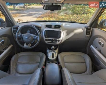 Кіа Soul EV 2017 у Жовкві на Automoto.ua Чорний Кіа Soul EV, об'ємом двигуна 0 л та пробігом 114 тис. км за 10500 $, фото 2 на Automoto.ua