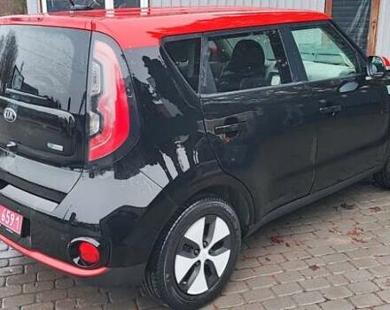 Чорний Кіа Soul EV, об'ємом двигуна 0 л та пробігом 102 тис. км за 11000 $, фото 9 на Automoto.ua