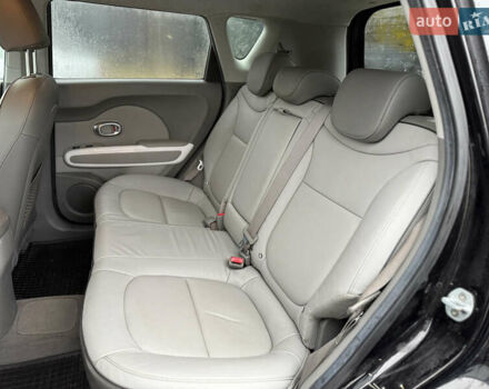 Чорний Кіа Soul EV, об'ємом двигуна 0 л та пробігом 138 тис. км за 10500 $, фото 8 на Automoto.ua