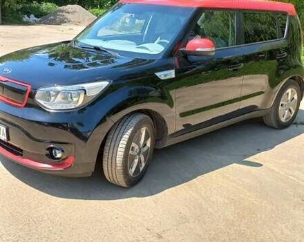 Чорний Кіа Soul EV, об'ємом двигуна 0 л та пробігом 105 тис. км за 16100 $, фото 74 на Automoto.ua