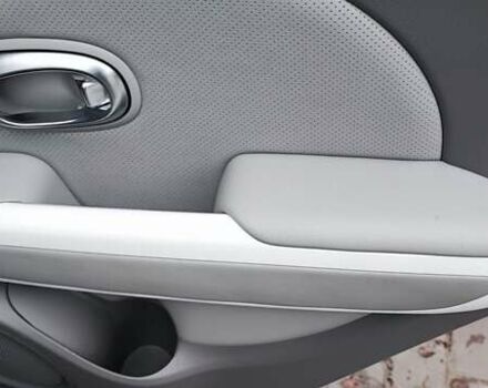 Чорний Кіа Soul EV, об'ємом двигуна 0 л та пробігом 102 тис. км за 11000 $, фото 25 на Automoto.ua