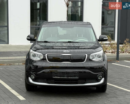 Чорний Кіа Soul EV, об'ємом двигуна 0 л та пробігом 138 тис. км за 10500 $, фото 1 на Automoto.ua