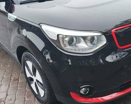 Чорний Кіа Soul EV, об'ємом двигуна 0 л та пробігом 102 тис. км за 11000 $, фото 4 на Automoto.ua