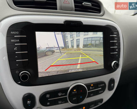 Чорний Кіа Soul EV, об'ємом двигуна 0 л та пробігом 138 тис. км за 10500 $, фото 10 на Automoto.ua