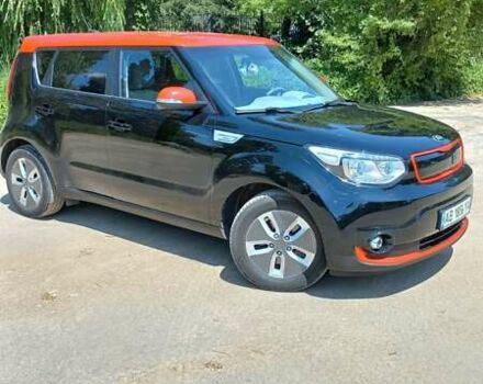 Чорний Кіа Soul EV, об'ємом двигуна 0 л та пробігом 105 тис. км за 16100 $, фото 10 на Automoto.ua