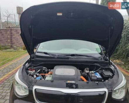 Черный Киа Soul EV, объемом двигателя 0 л и пробегом 79 тыс. км за 11500 $, фото 18 на Automoto.ua