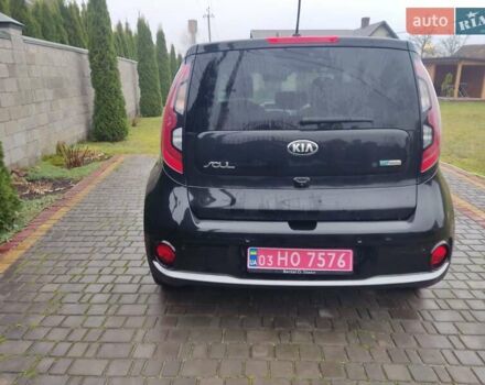 Черный Киа Soul EV, объемом двигателя 0 л и пробегом 79 тыс. км за 11500 $, фото 2 на Automoto.ua