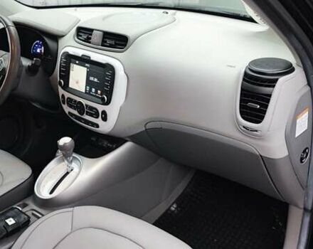 Чорний Кіа Soul EV, об'ємом двигуна 0 л та пробігом 102 тис. км за 11000 $, фото 20 на Automoto.ua