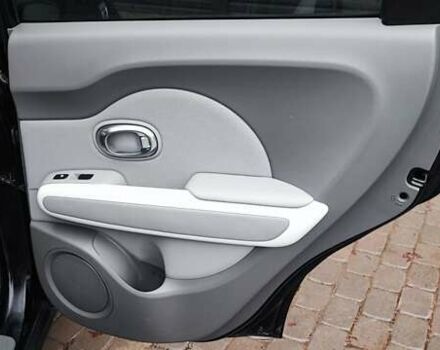 Чорний Кіа Soul EV, об'ємом двигуна 0 л та пробігом 102 тис. км за 11000 $, фото 24 на Automoto.ua