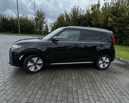 Киа Soul EV 2020 в Киеве на Automoto.ua Черный Киа Soul EV, объемом двигателя 0 л и пробегом 123 тыс. км за 18900 $, фото 15 на Automoto.ua