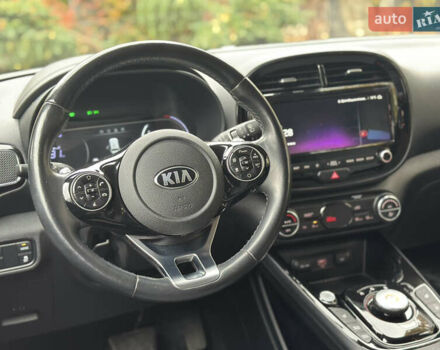 Кіа Soul EV 2020 у Дрогобичі на Automoto.ua Чорний Кіа Soul EV, об'ємом двигуна 0 л та пробігом 99 тис. км за 19200 $, фото 28 на Automoto.ua