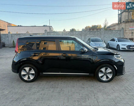 Киа Soul EV 2020 в Ровно на Automoto.ua Черный Киа Soul EV, объемом двигателя 0 л и пробегом 105 тыс. км за 14800 $, фото 3 на Automoto.ua