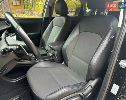 Кіа Soul EV 2020 у Дрогобичі на Automoto.ua Чорний Кіа Soul EV, об'ємом двигуна 0 л та пробігом 99 тис. км за 19200 $, фото 35 на Automoto.ua