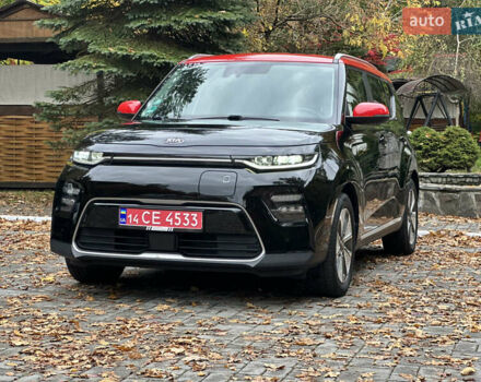 Кіа Soul EV 2020 у Дрогобичі на Automoto.ua Чорний Кіа Soul EV, об'ємом двигуна 0 л та пробігом 99 тис. км за 19200 $, фото 1 на Automoto.ua