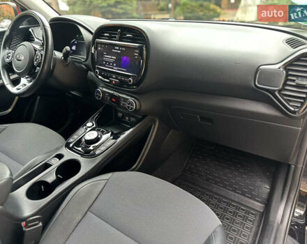 Кіа Soul EV 2020 у Дрогобичі на Automoto.ua Чорний Кіа Soul EV, об'ємом двигуна 0 л та пробігом 99 тис. км за 19200 $, фото 41 на Automoto.ua