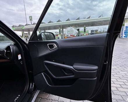 Киа Soul EV 2020 в Киеве на Automoto.ua Черный Киа Soul EV, объемом двигателя 0 л и пробегом 123 тыс. км за 18900 $, фото 22 на Automoto.ua