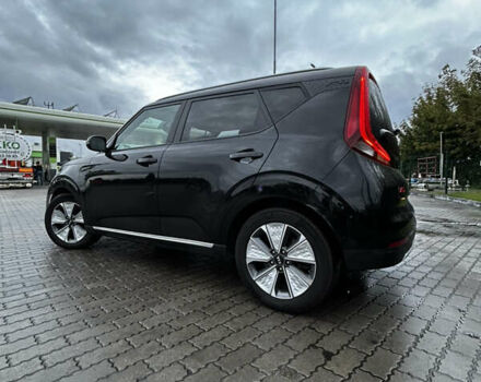 Киа Soul EV 2020 в Киеве на Automoto.ua Черный Киа Soul EV, объемом двигателя 0 л и пробегом 123 тыс. км за 18900 $, фото 12 на Automoto.ua